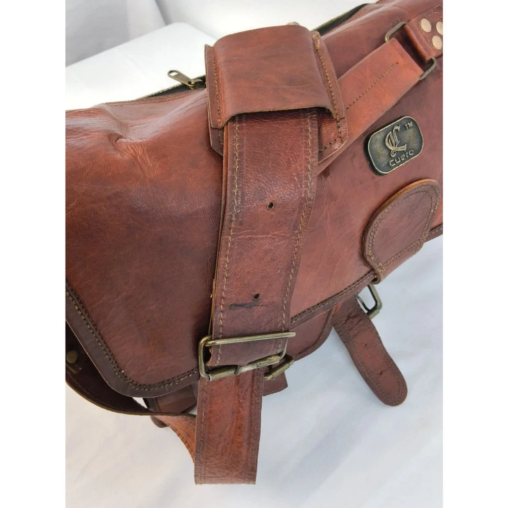 Cuero Handmade Leather Messenger Bag Unisex Brown Leather 11 Pockets #W5112